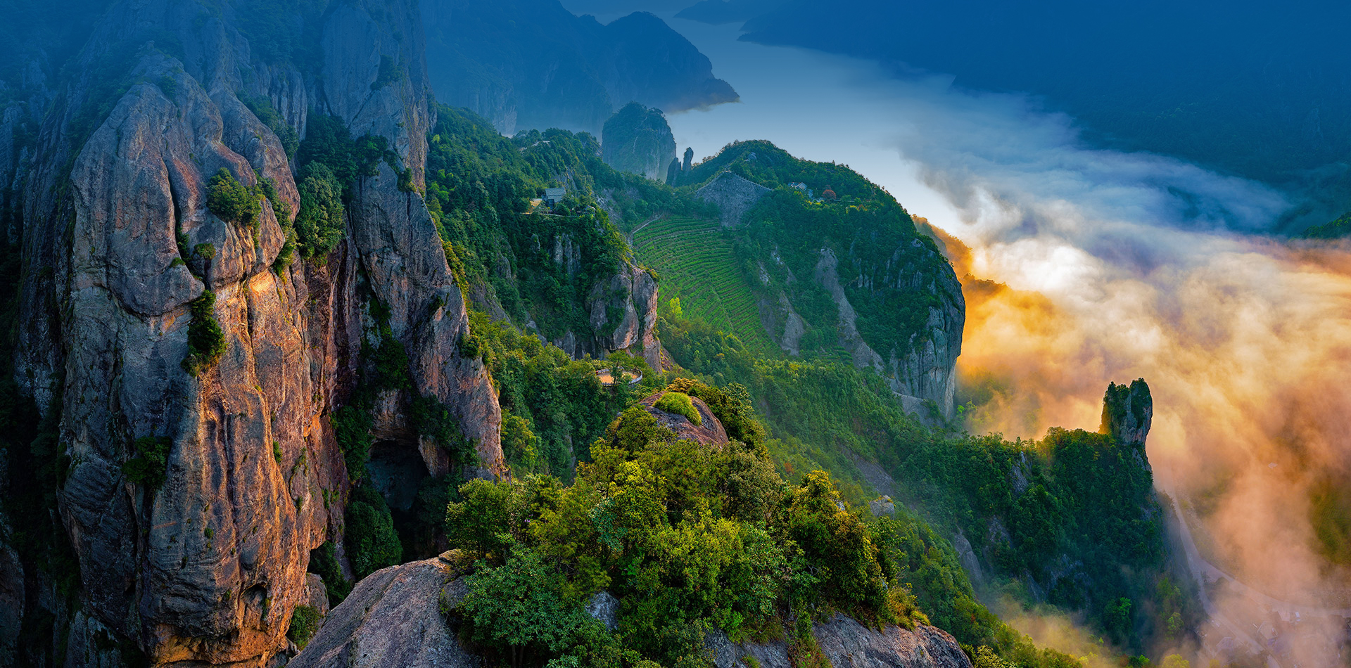 《奇秀雁荡山》