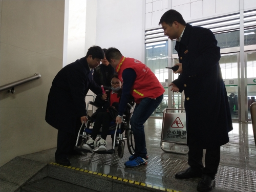 雁荡山管委会团委开展“学雷锋”志愿服务活动23.jpg
