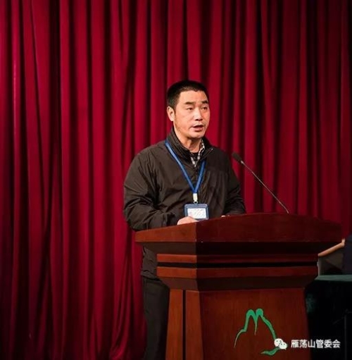 雁荡山管委会召开作风建设暨2018年重点工作和“双月”攻坚动员大会11.jpg